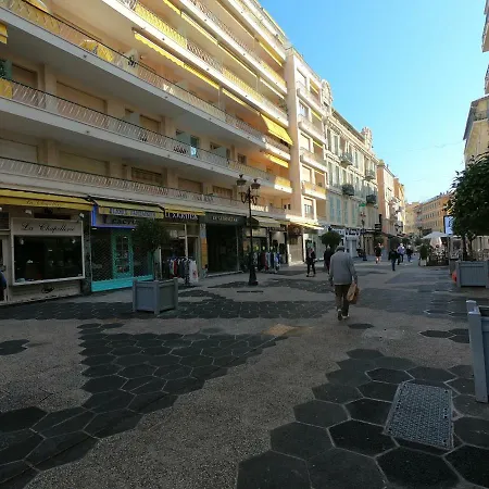 Royal Promenade * Niza